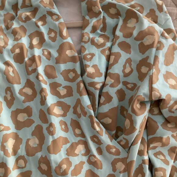 J Mclaughlin wrap dress - Picture 3 of 7